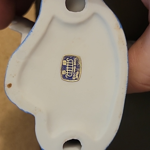 Vintage Angel Figurine - Picture 6 of 6